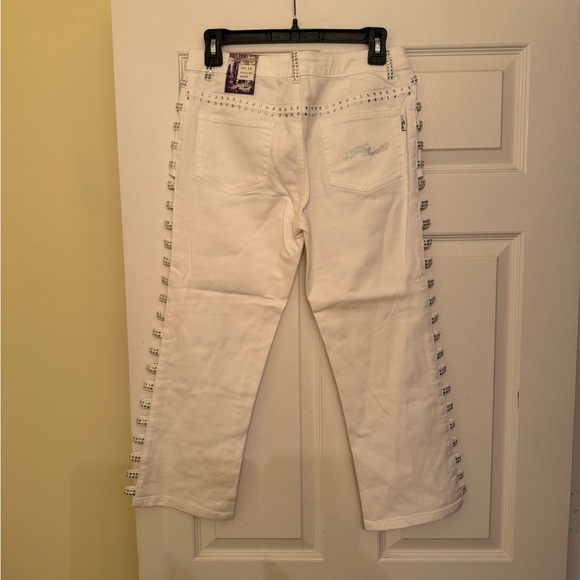 White Ankle Cropped Jeans with Embellishments - Picture 3 of 7